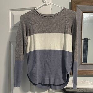 Pink Clover Tri-Tone Sweater - Gray, Cream, Blue